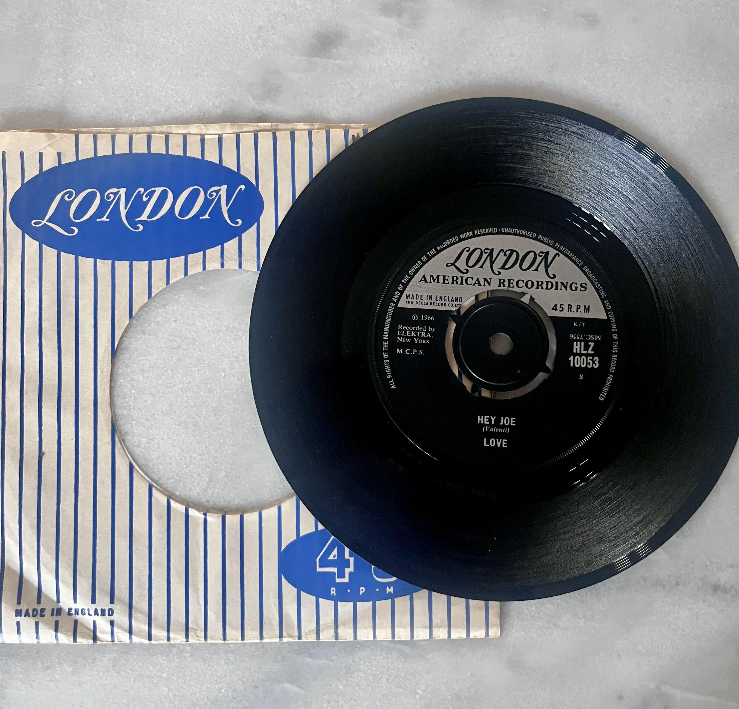 ROOTS MANUVA YELLOW SUBMARINE レコード　バンクシー ROOTS MANUVA YELLOW SUBMARINE レコードバンクシー